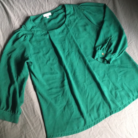 Charming Charlie Tops - Charming Charlie Emerald Green Top